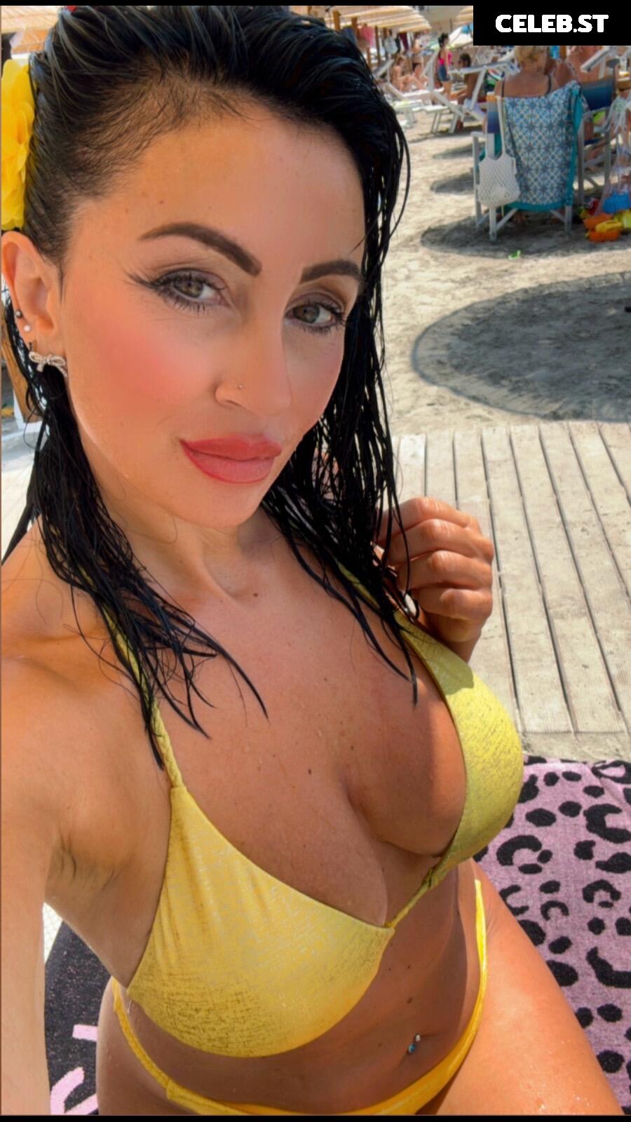 bet848 / Betty Iacomini Image 12326997