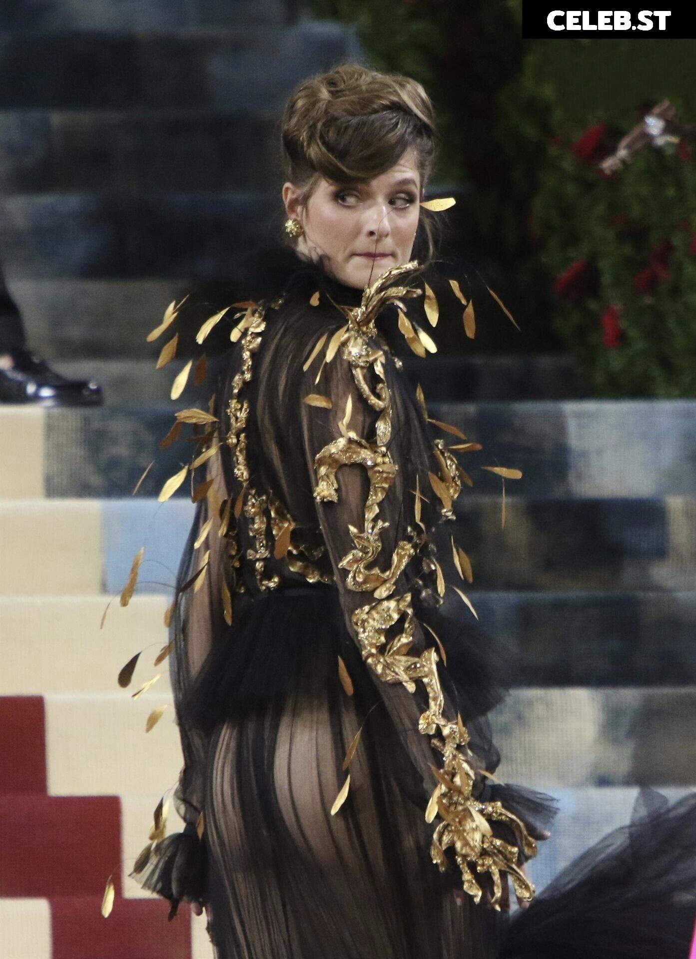 Louisa Jacobson Image 12321194