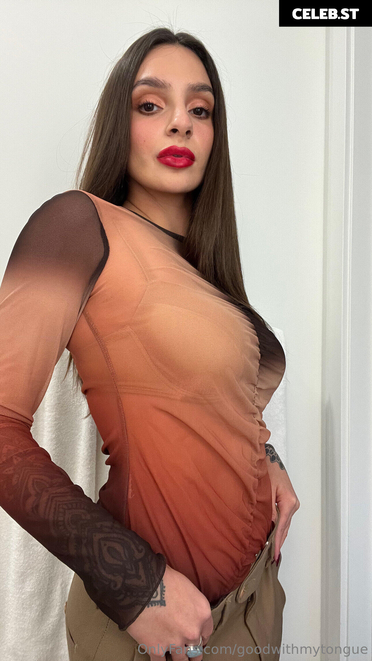 Isamobella / goodwithmytongue / Isabella Monreal / elenalengua Image 12338620