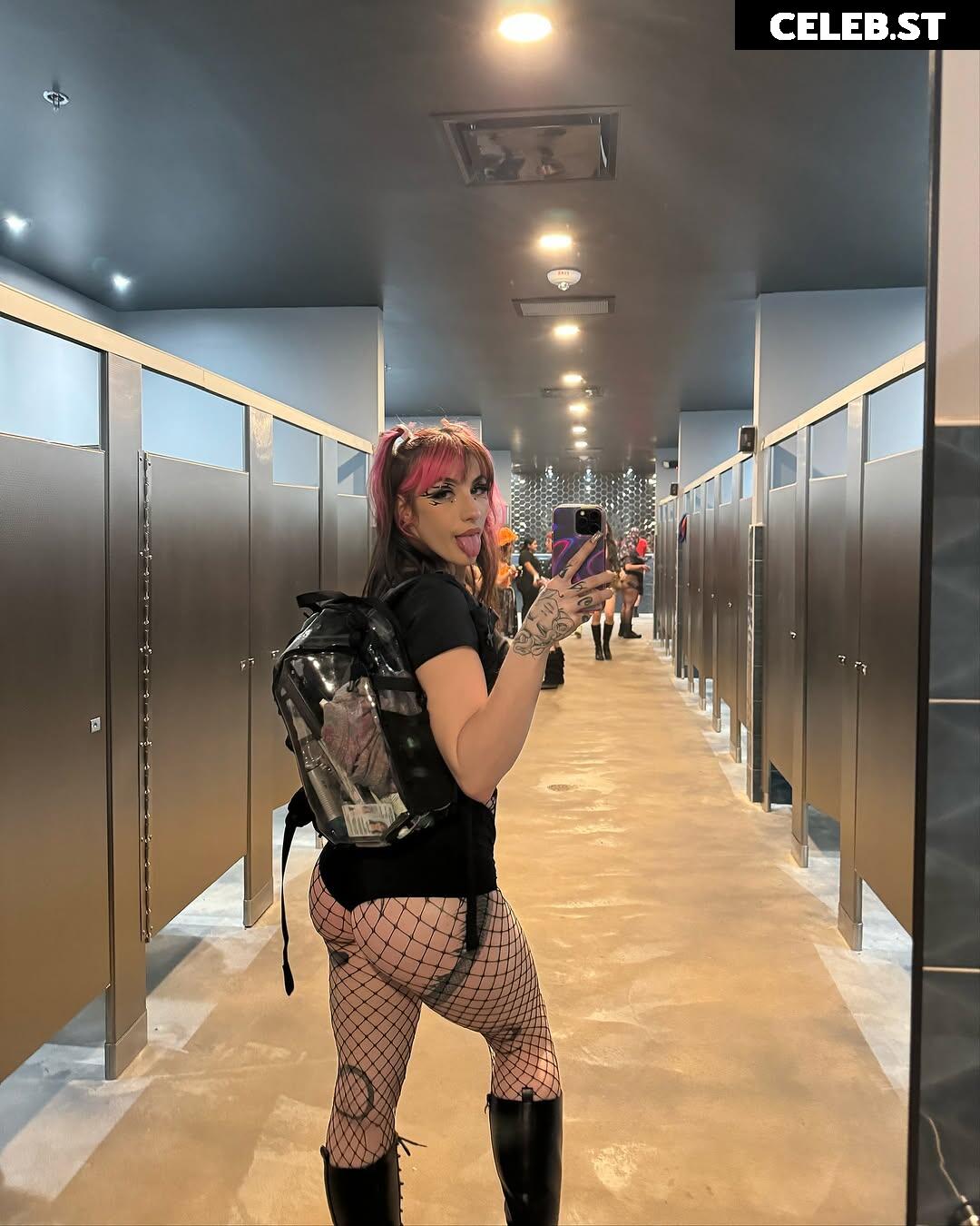 Babie Tripp / trippmakesfantasies / Drunkgoddess54 Image 12338035