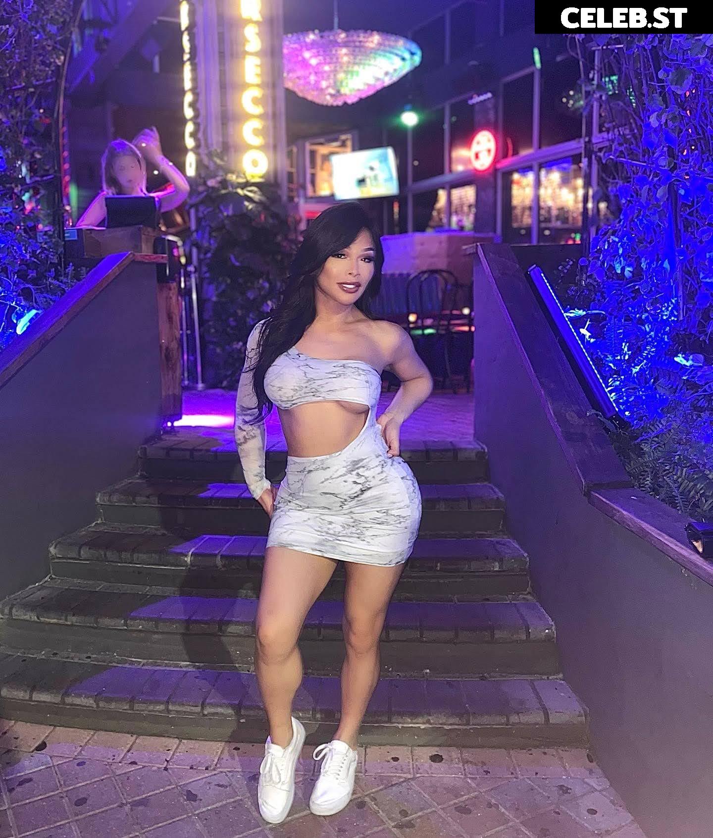 Jaslyn Lee Image 12330466