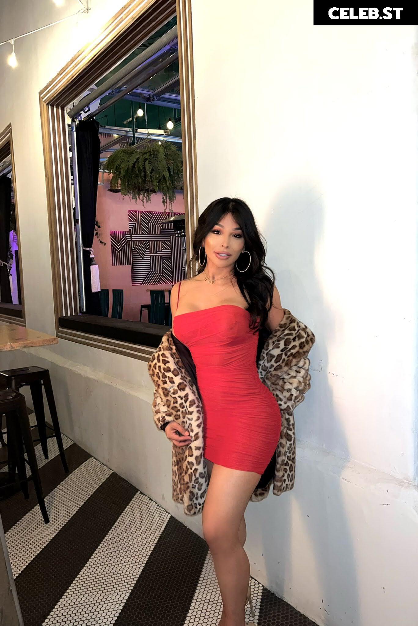 Jaslyn Lee Image 12330471