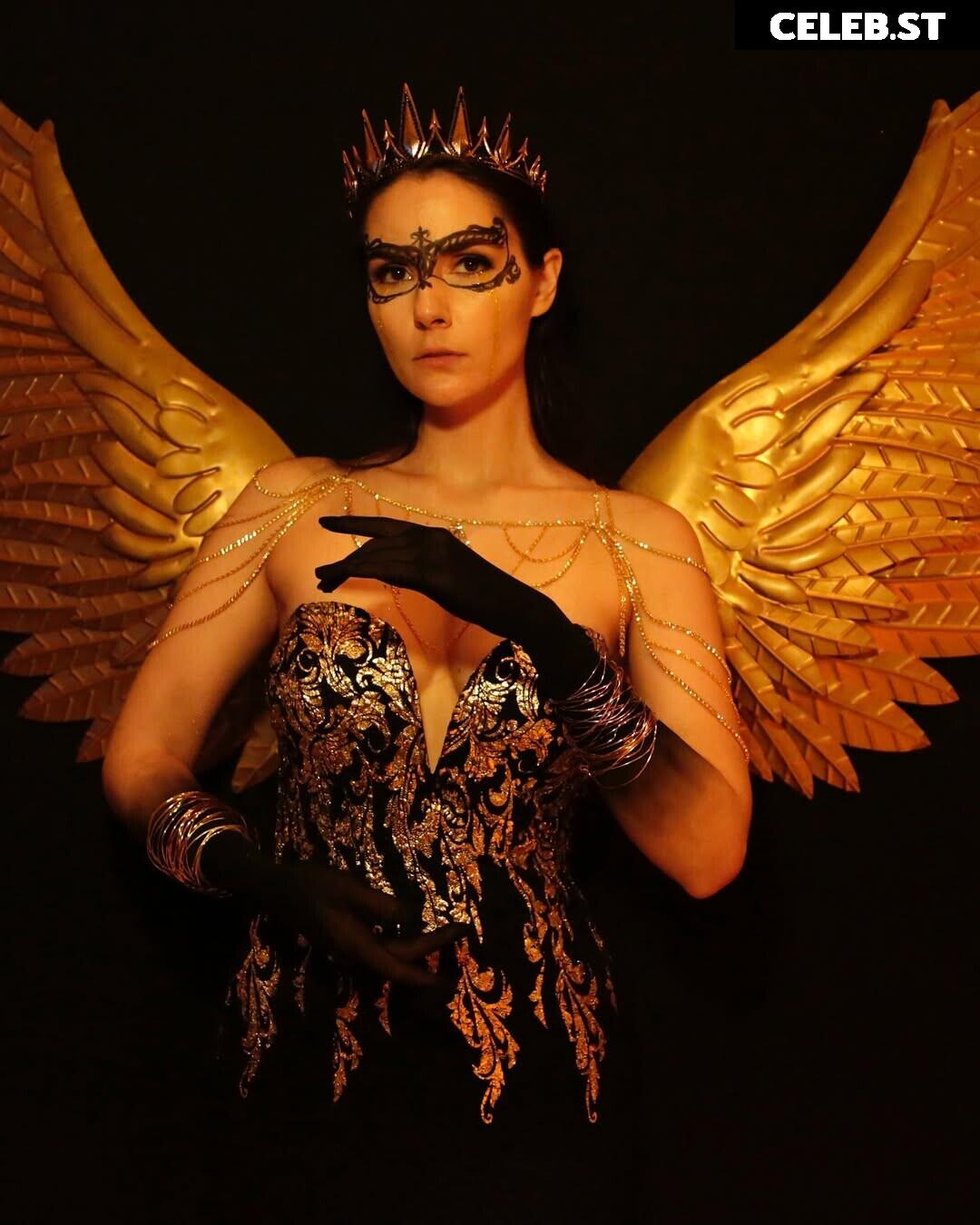 Goombanna (Anna Vanston) Image 12304584