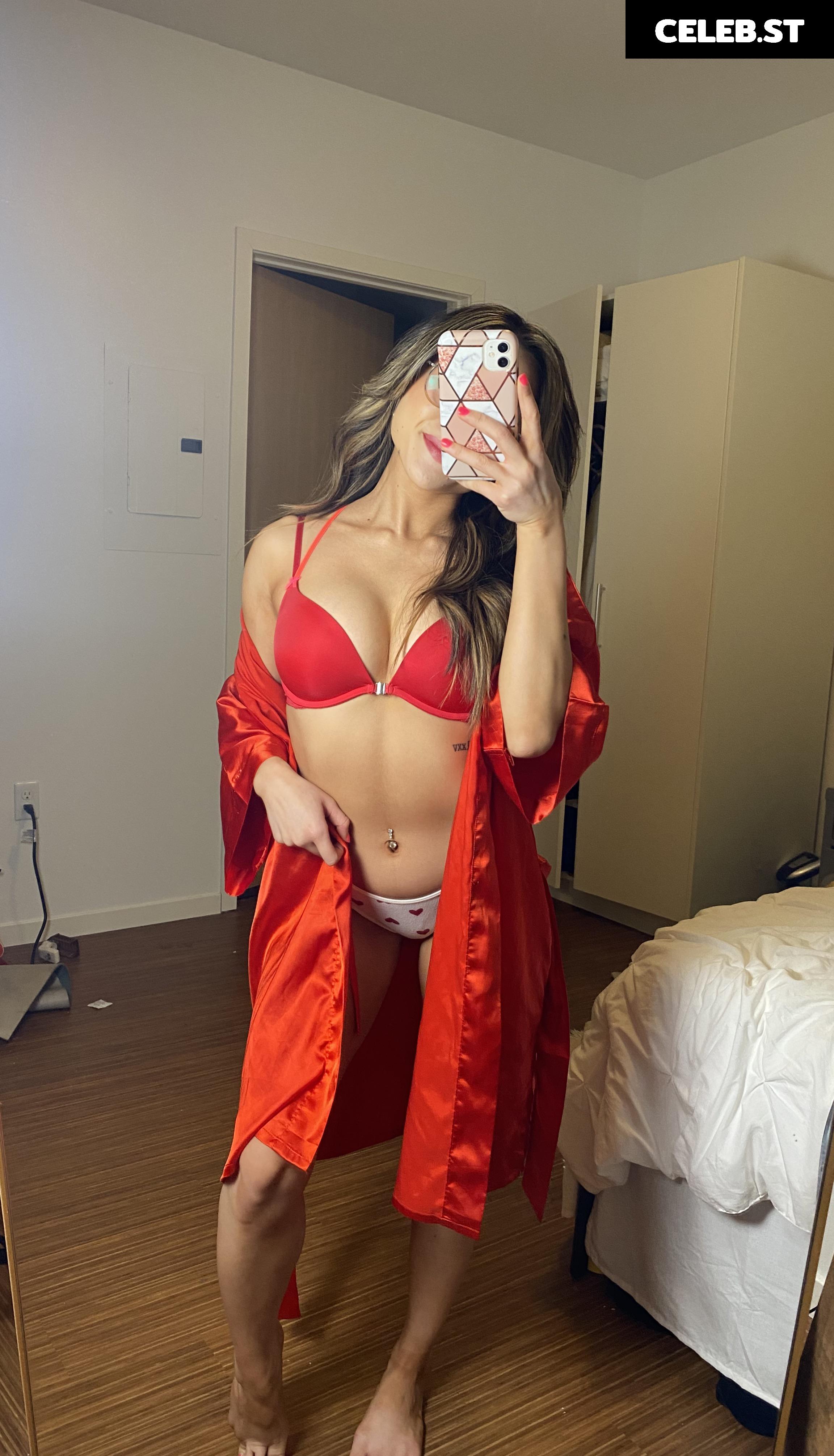 elliebunniexo Image 12307933