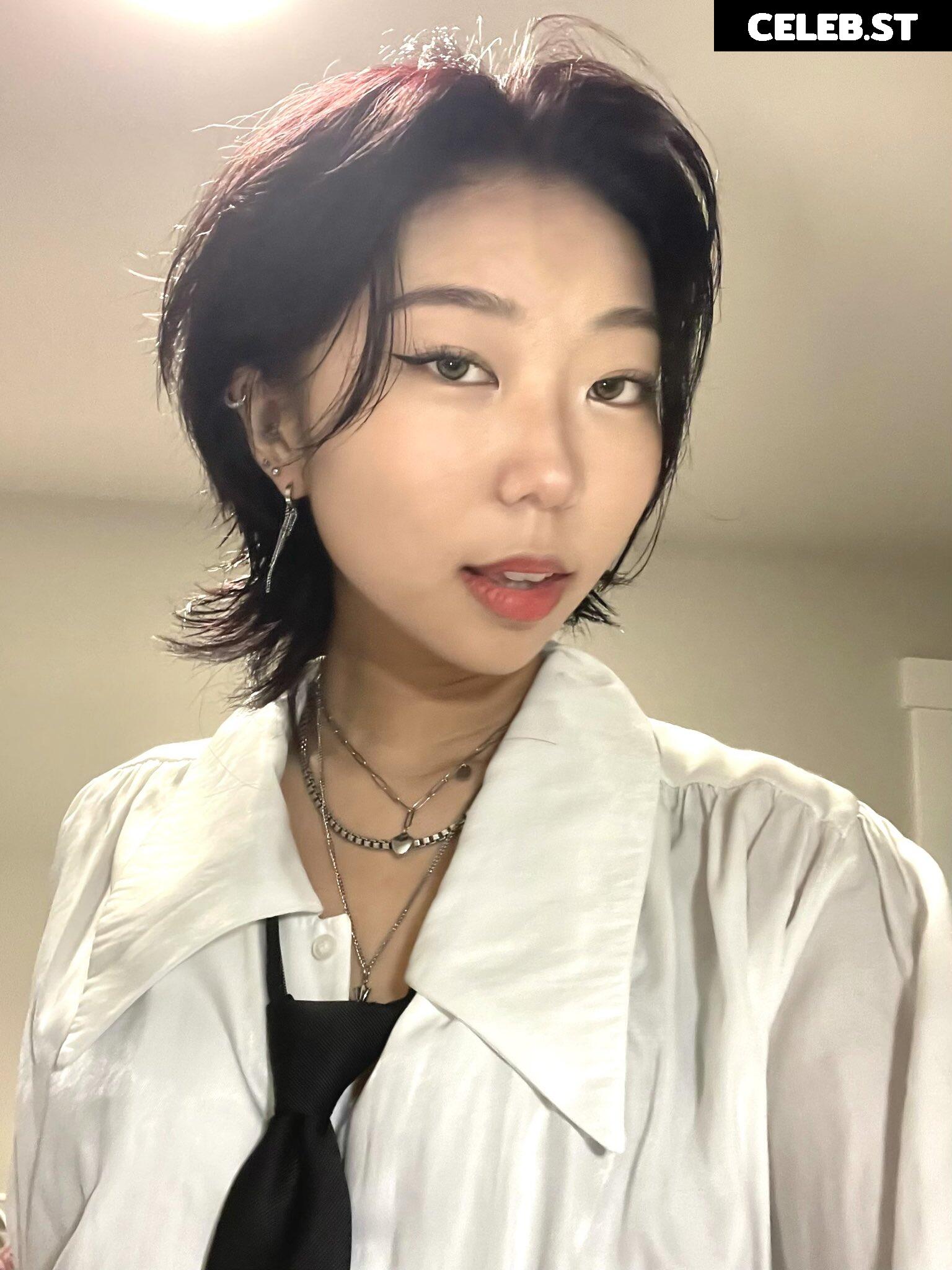 kirashleyhan/ashxohee Image 12300914