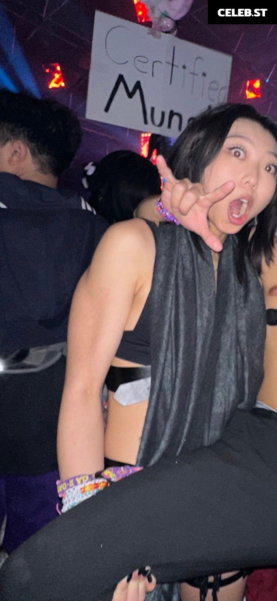 kirashleyhan/ashxohee Image 12300898