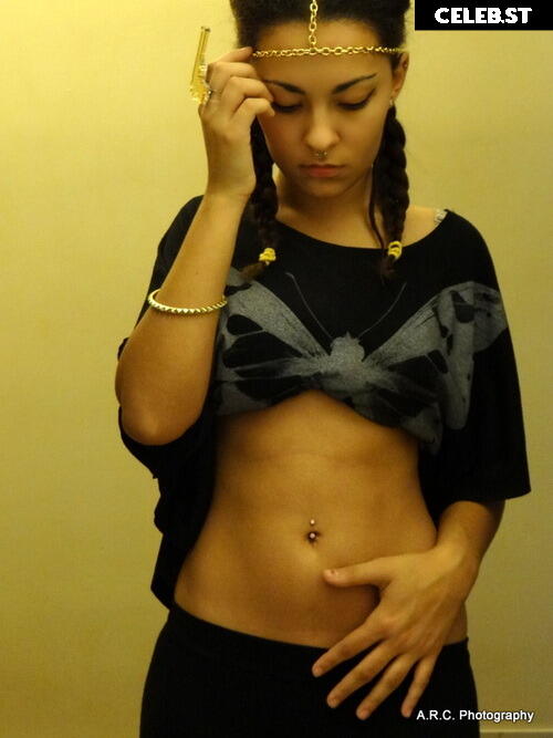 Rava Banks / ravalavabanks Image 12300811