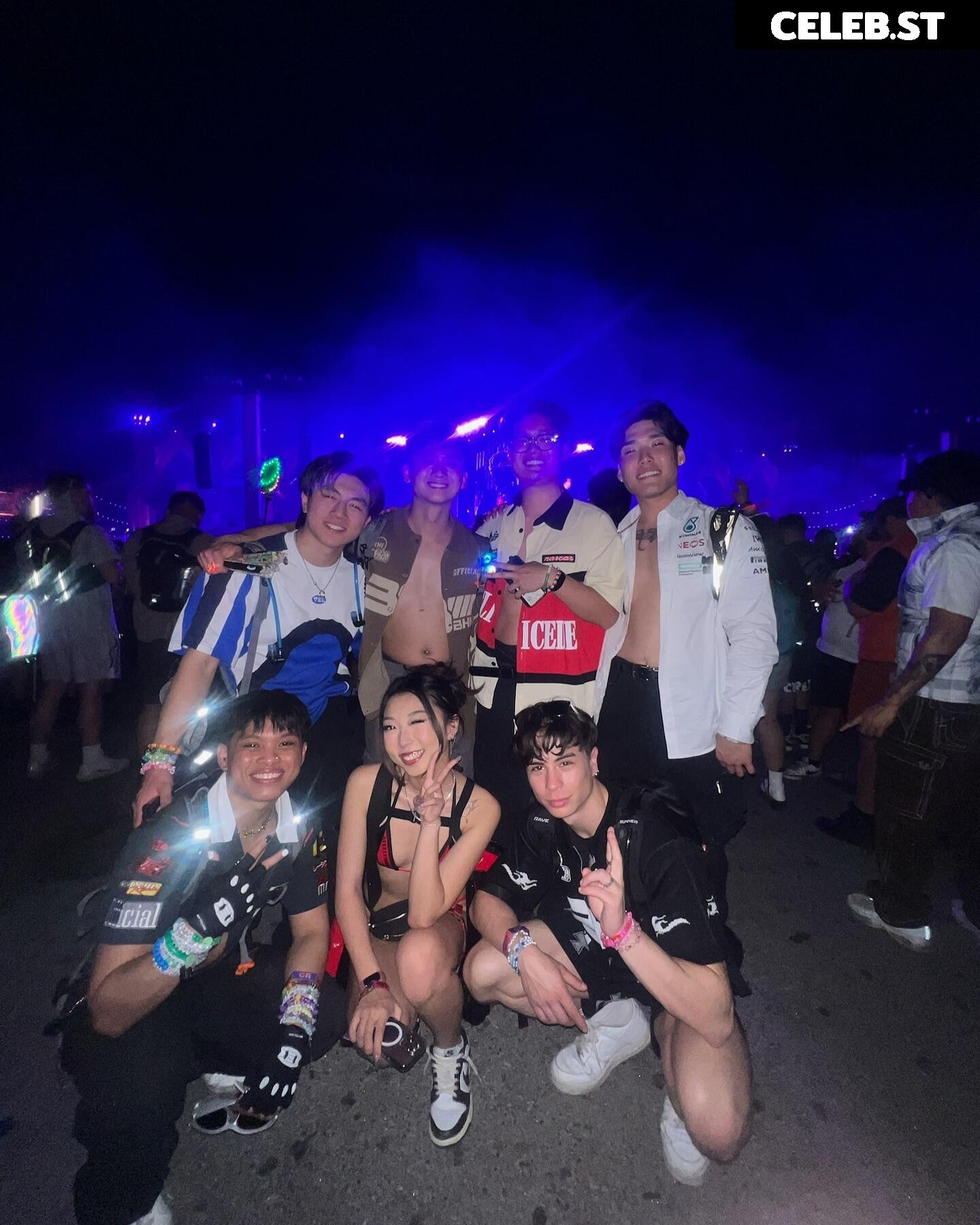 kirashleyhan/ashxohee Image 12300860