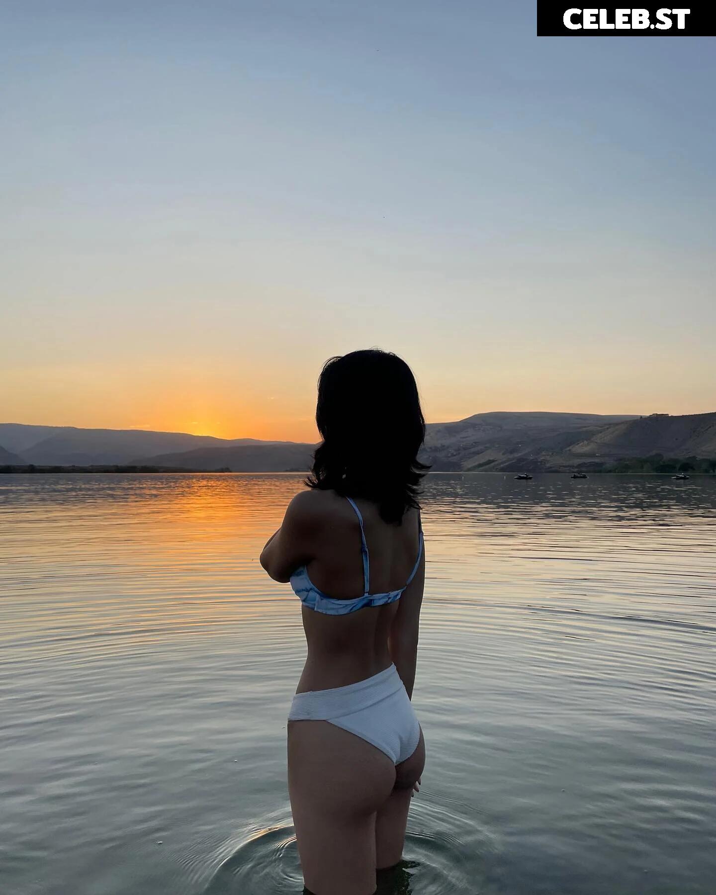 kirashleyhan/ashxohee Image 12300854