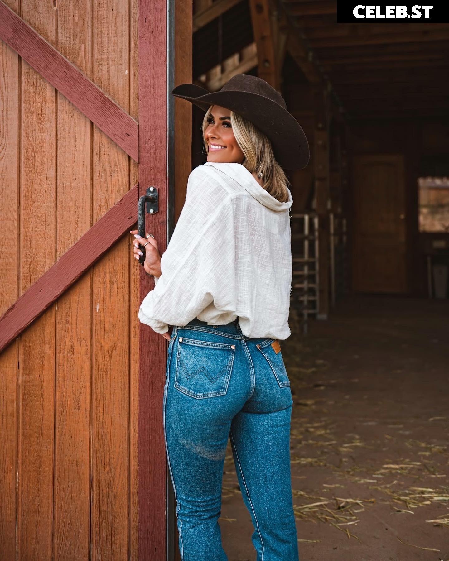 Chloe Trujillo Image 12303494