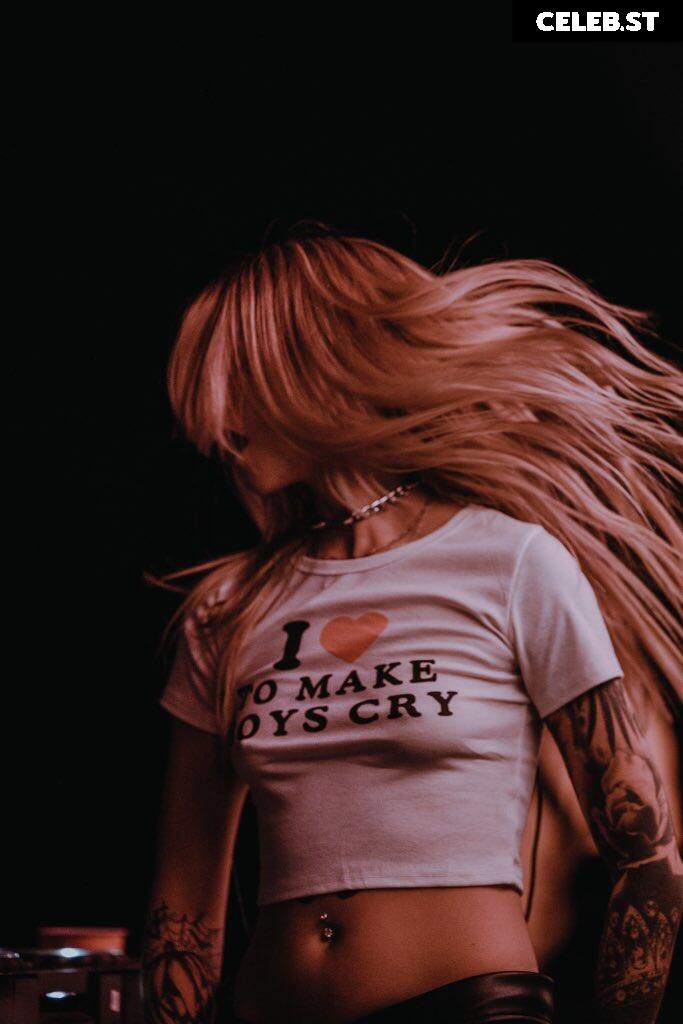 Luci / Lucii (the Alien) Image 12302551