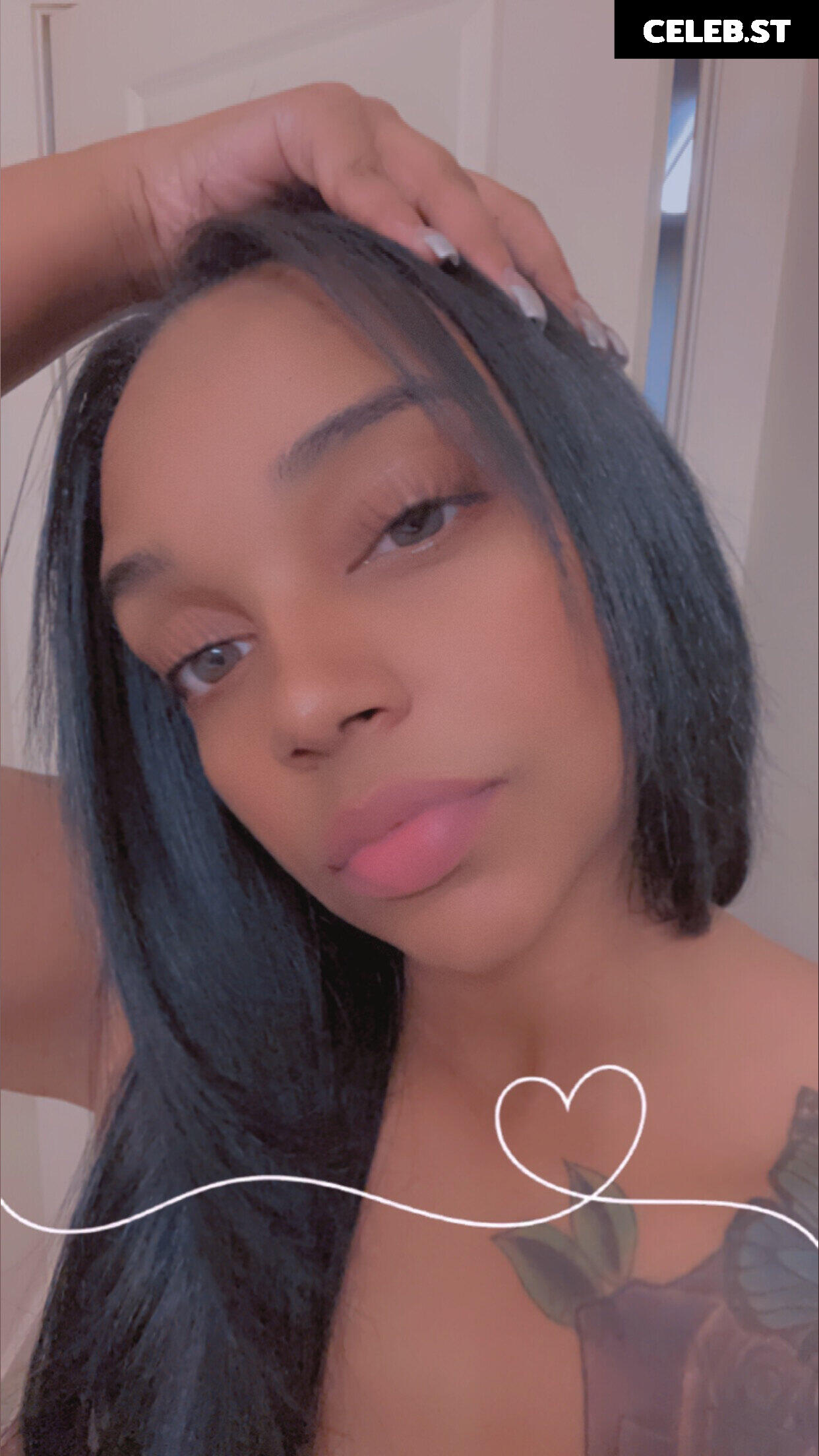 _oneofonelove_ / Mz.clapclap Image 12390439