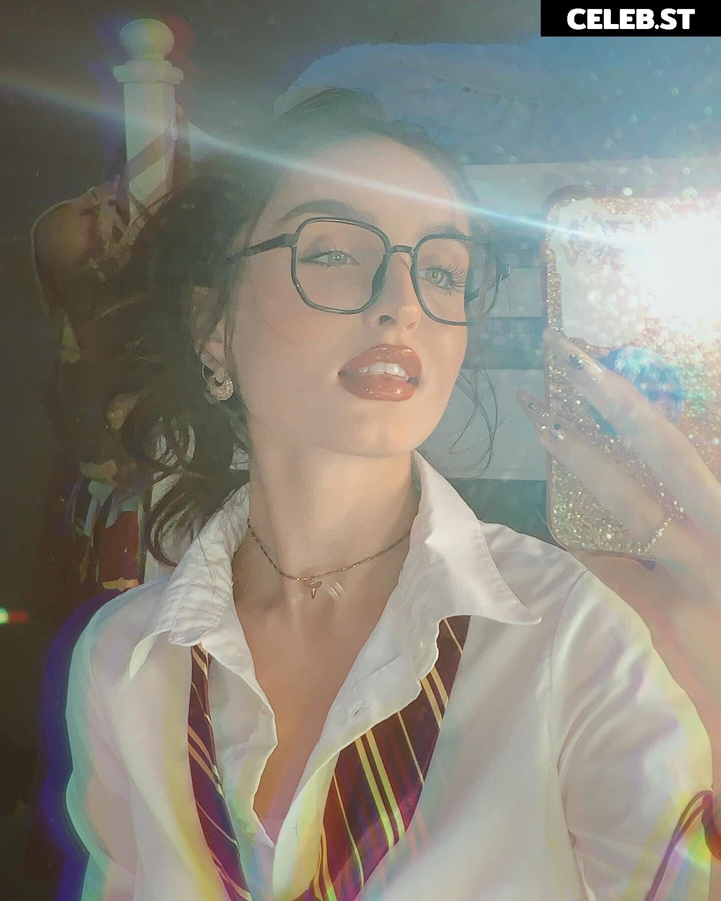 beebee ASMR Image 12380420