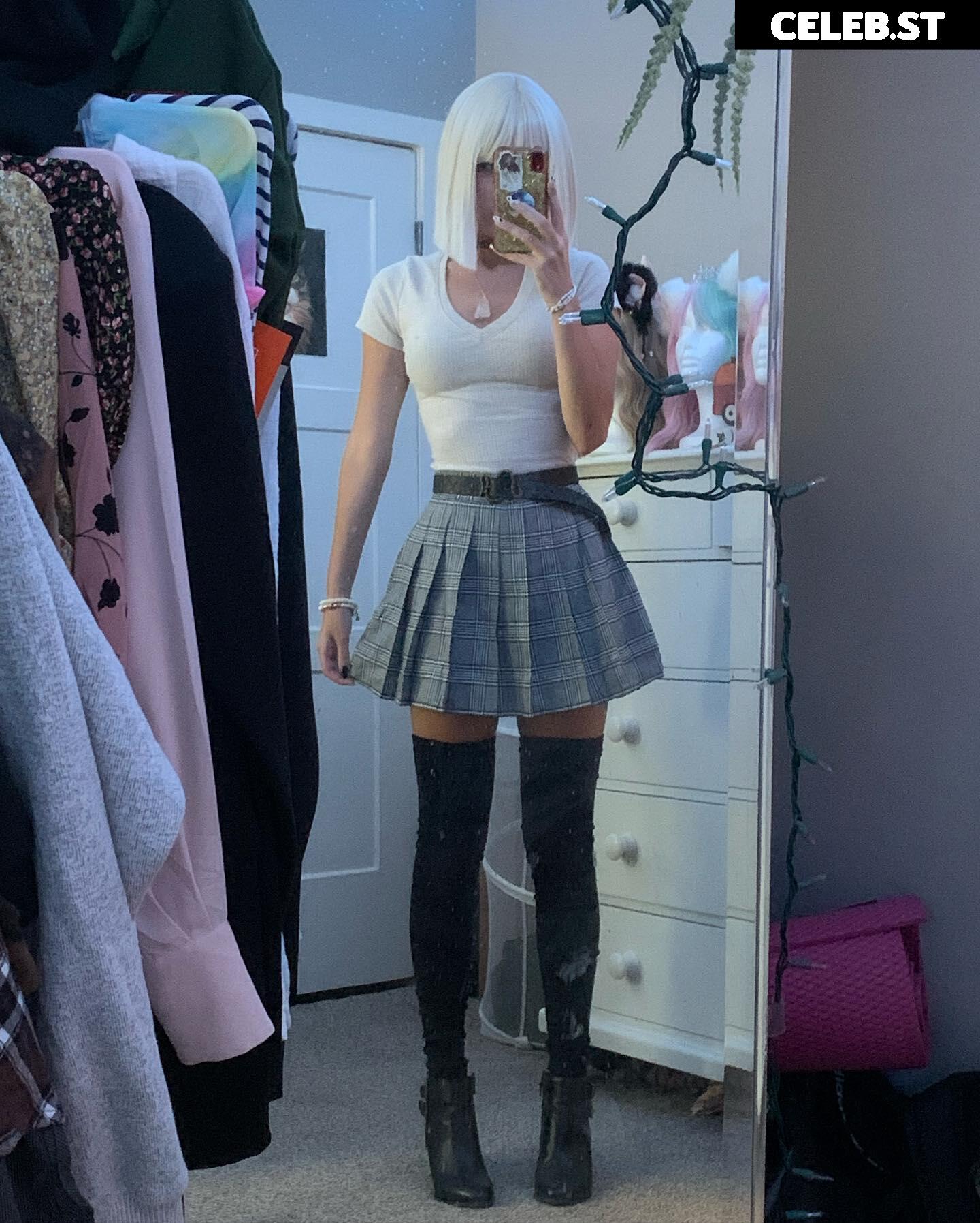 beebee ASMR Image 12380406