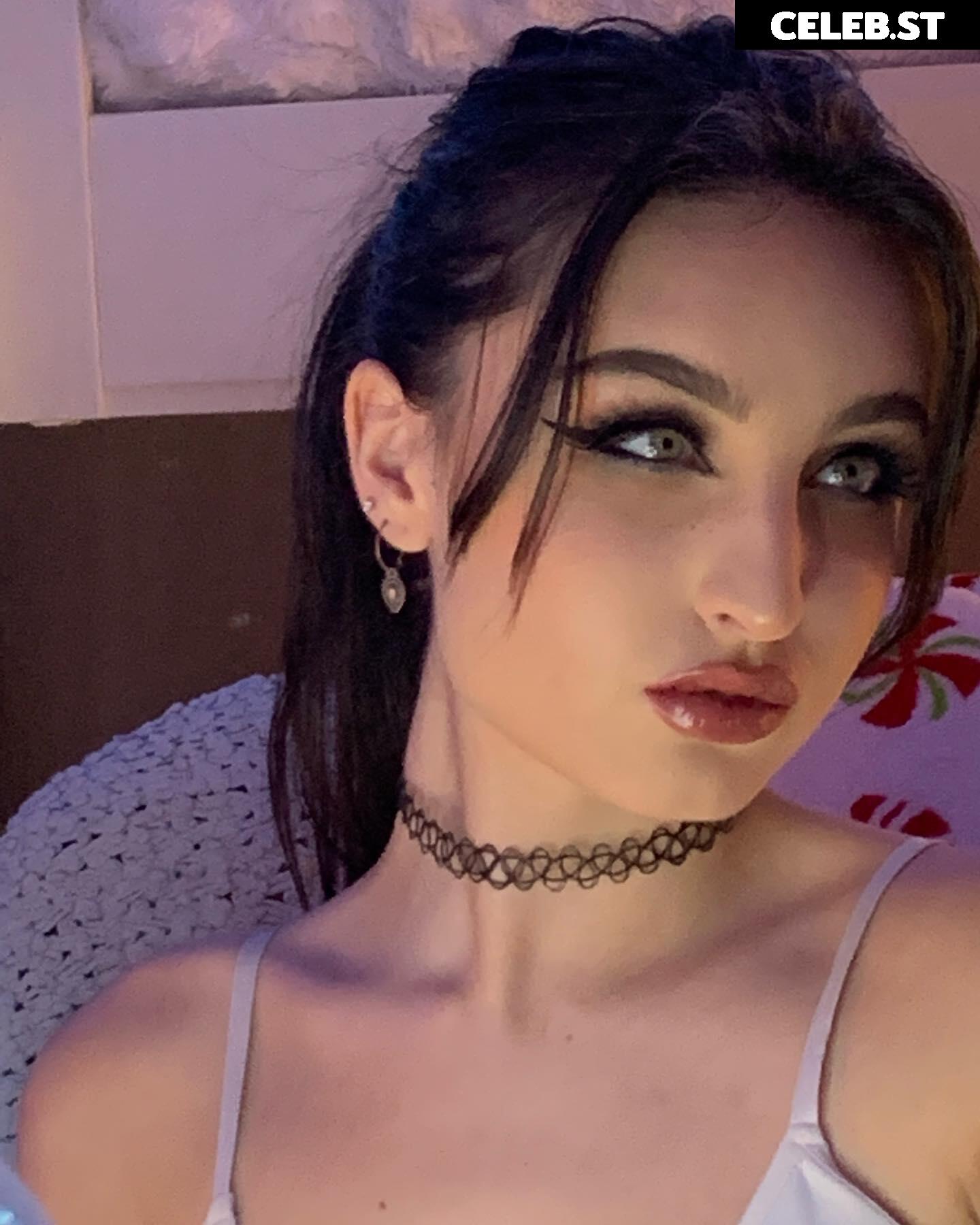 beebee ASMR Image 12380430