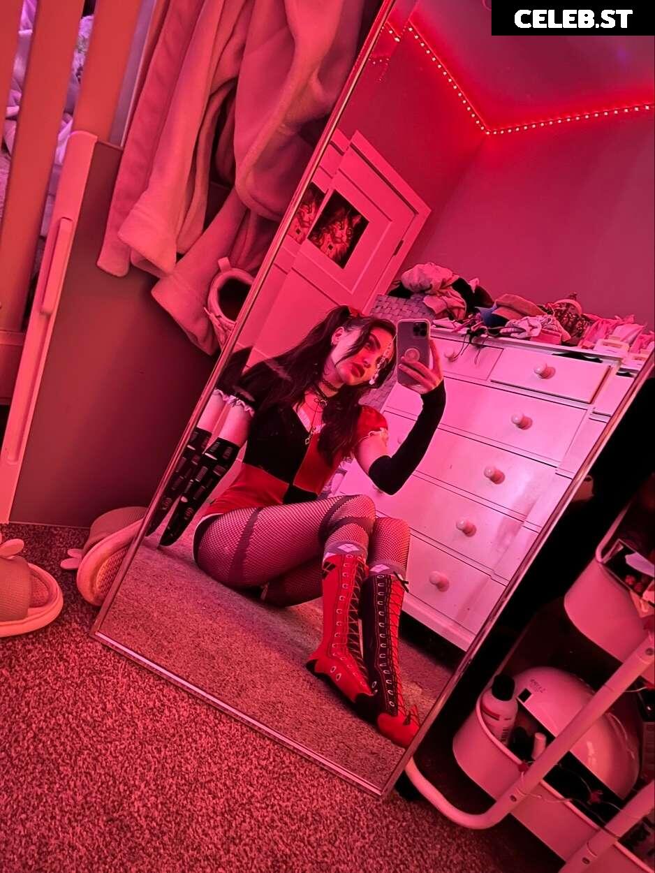 beebee ASMR Image 12380465