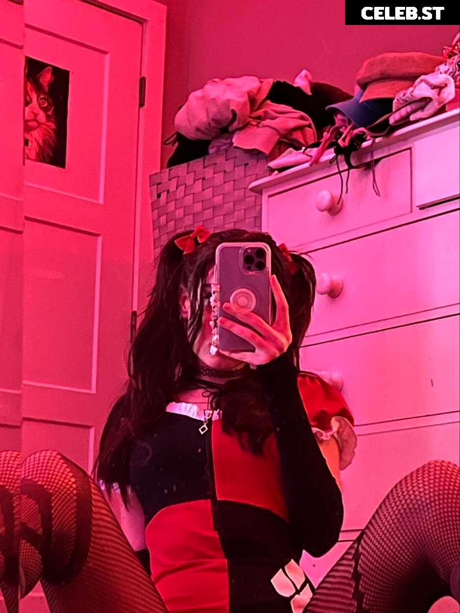 beebee ASMR Image 12380468