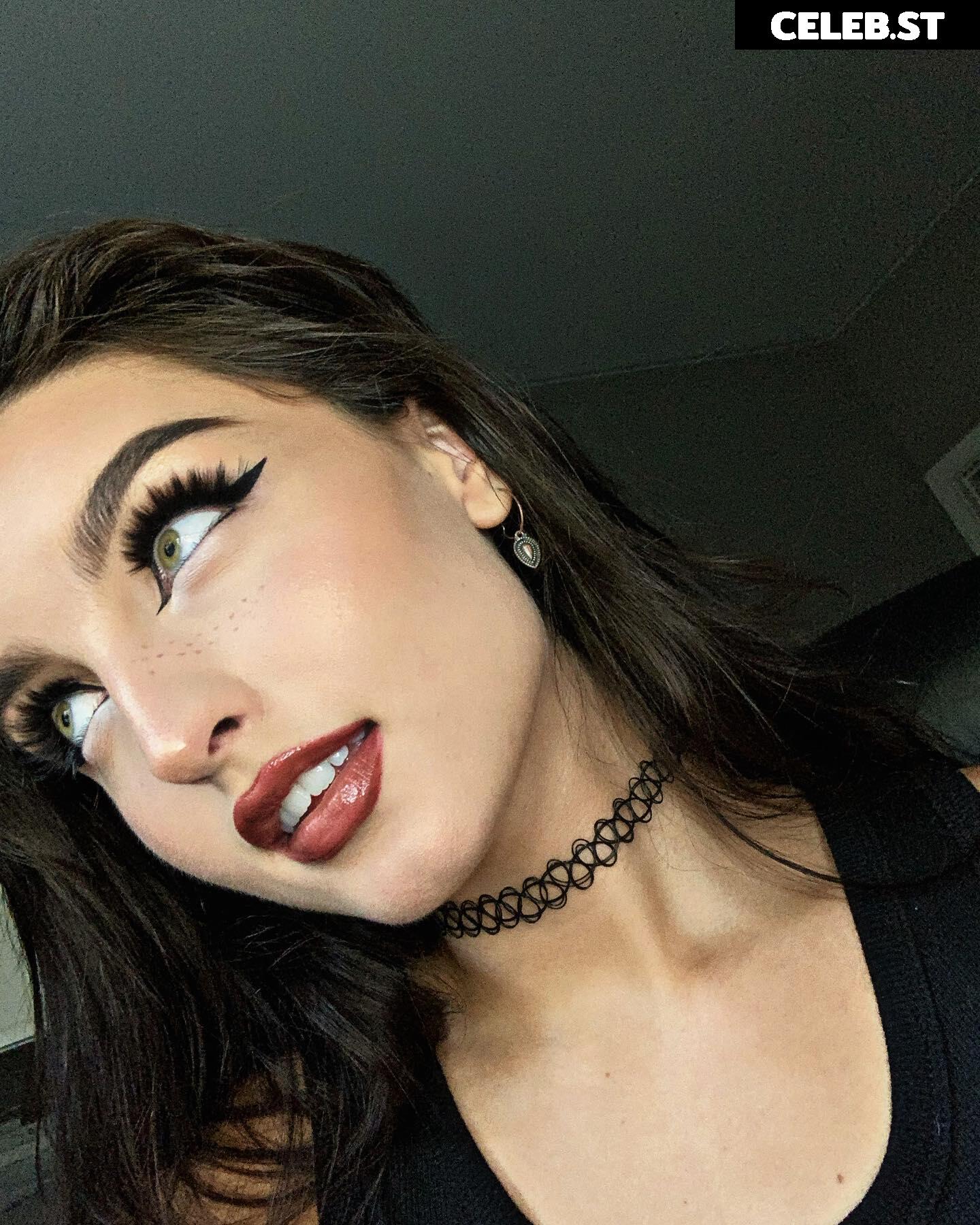 beebee ASMR Image 12380448