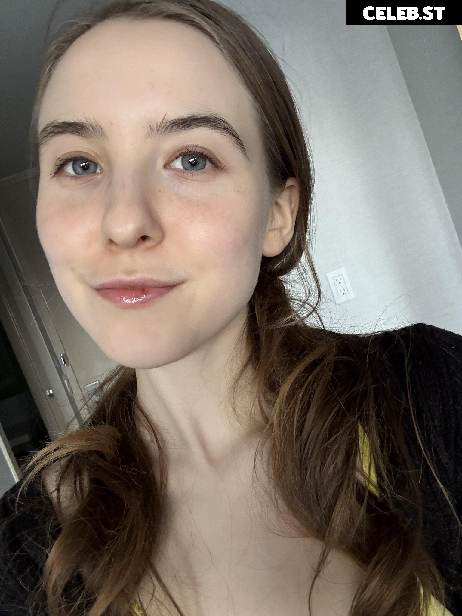 Curious_Hour / mirrajean Image 12268724