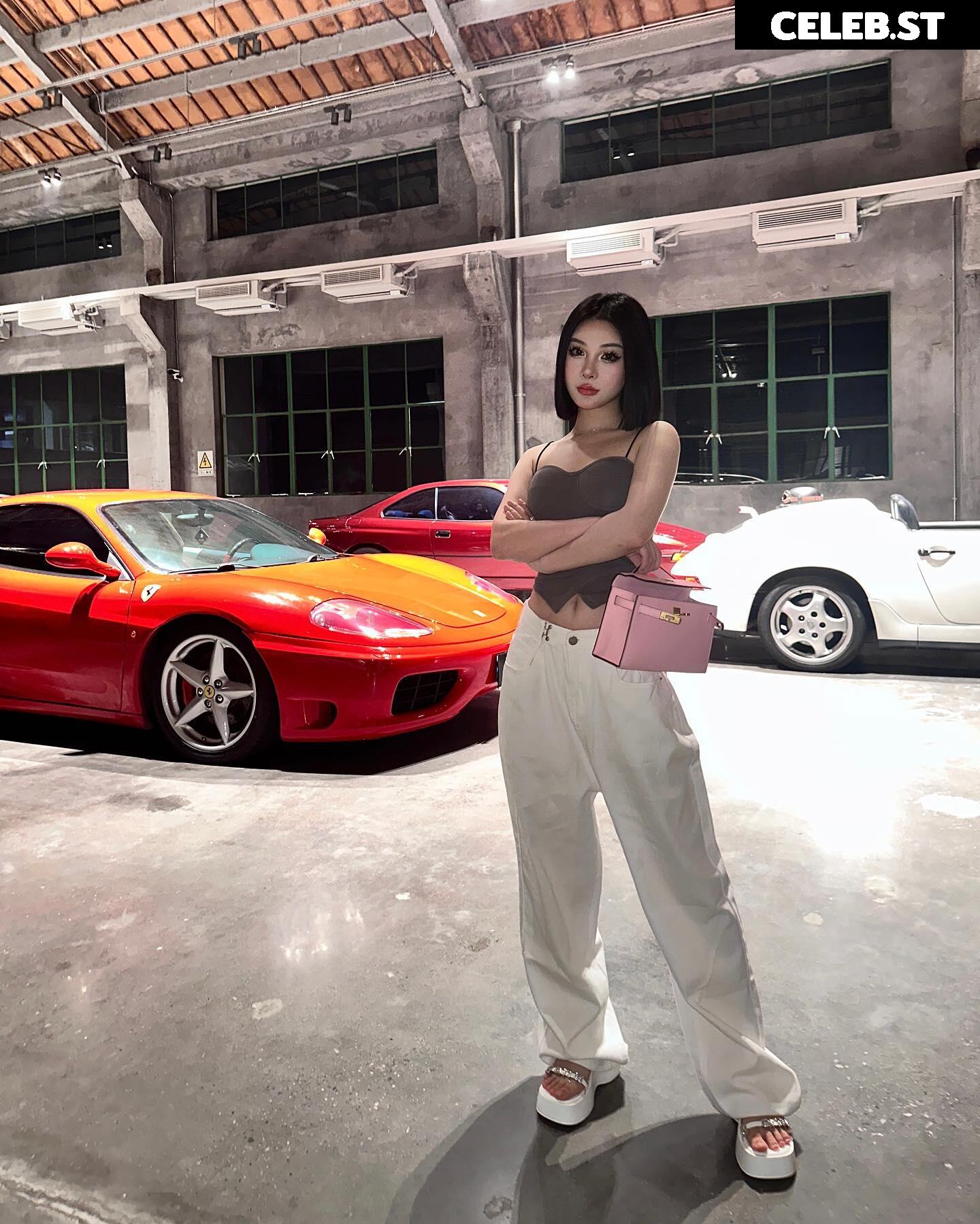 Ivy ai.lin20_ Image 12268111