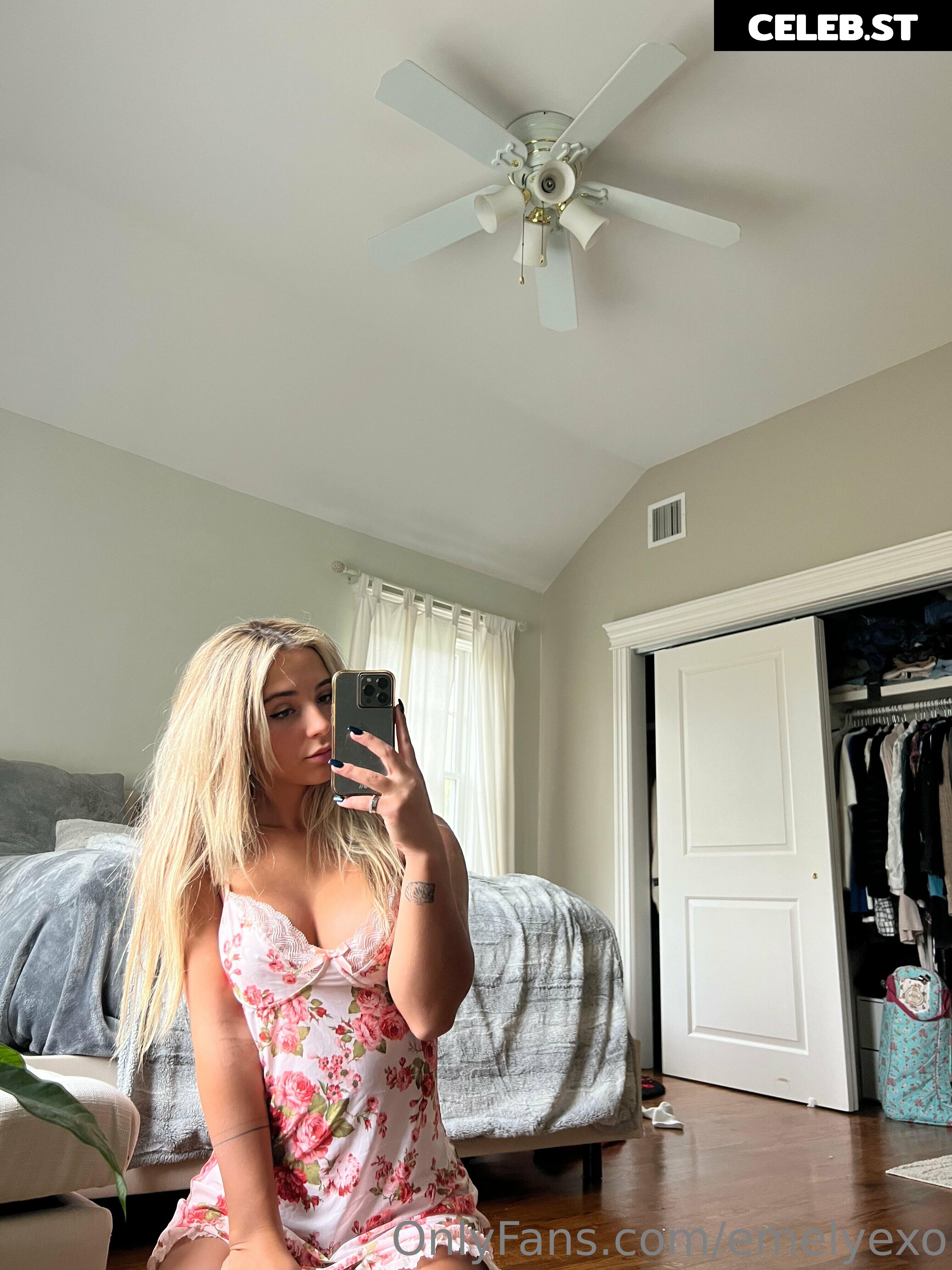 Emelyexo | Emelyeender Image 12267641