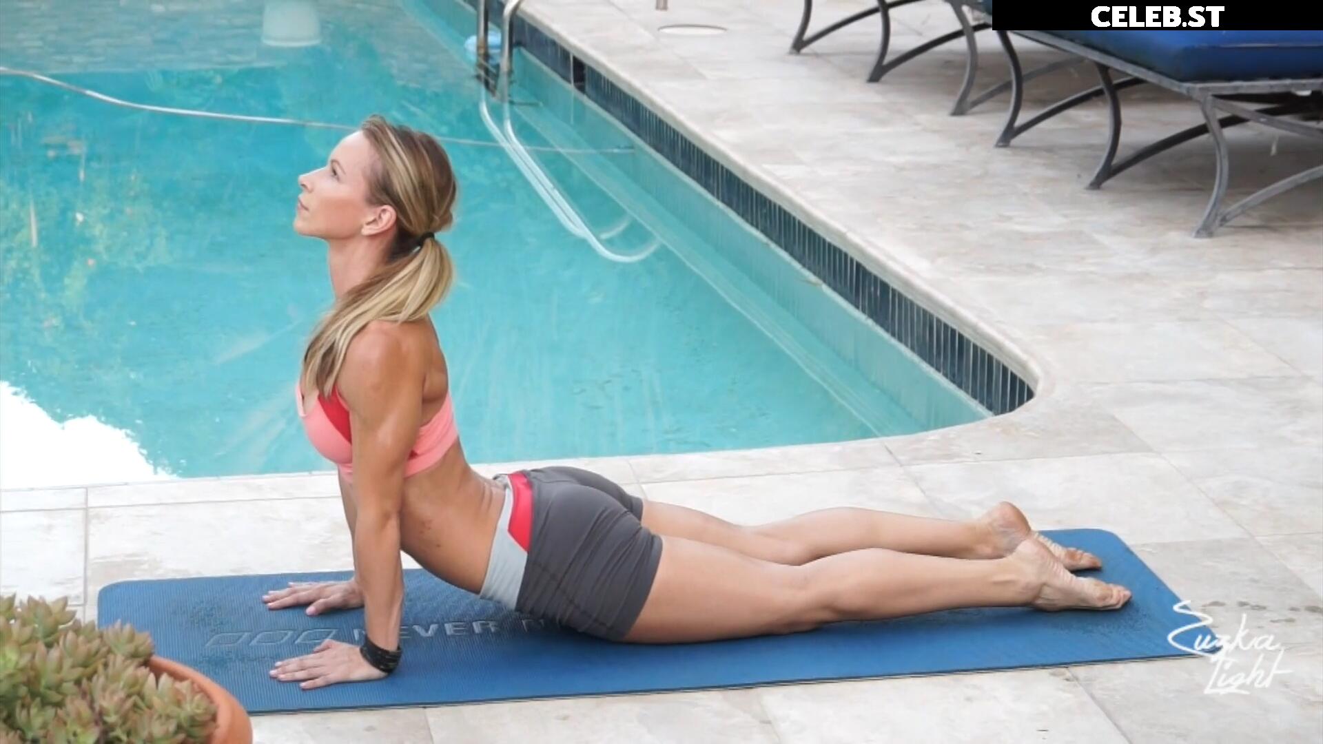 Zuzka Light Image 12267362