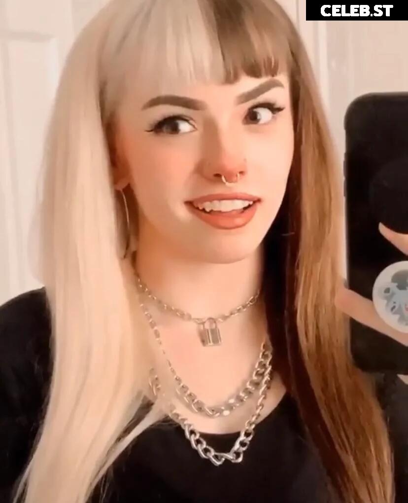 Emma Langevin Image 12269778