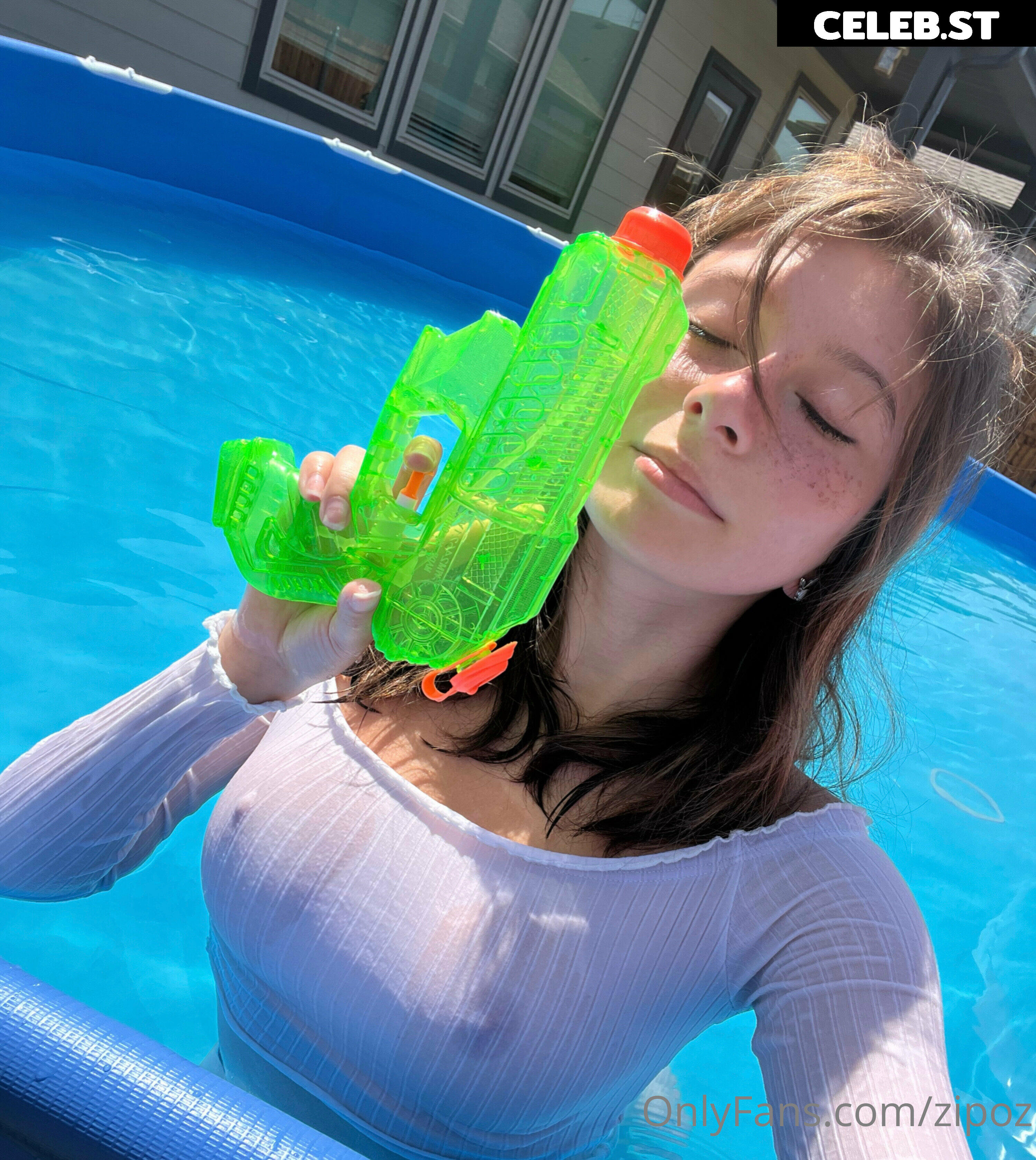 zipoz/Alyssa Alessio Image 12275920