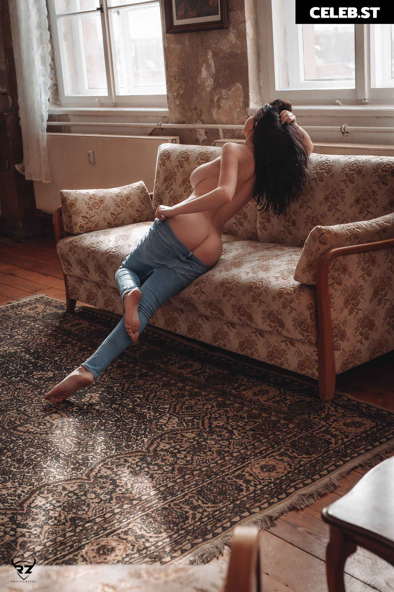 Laurine Image 12276969