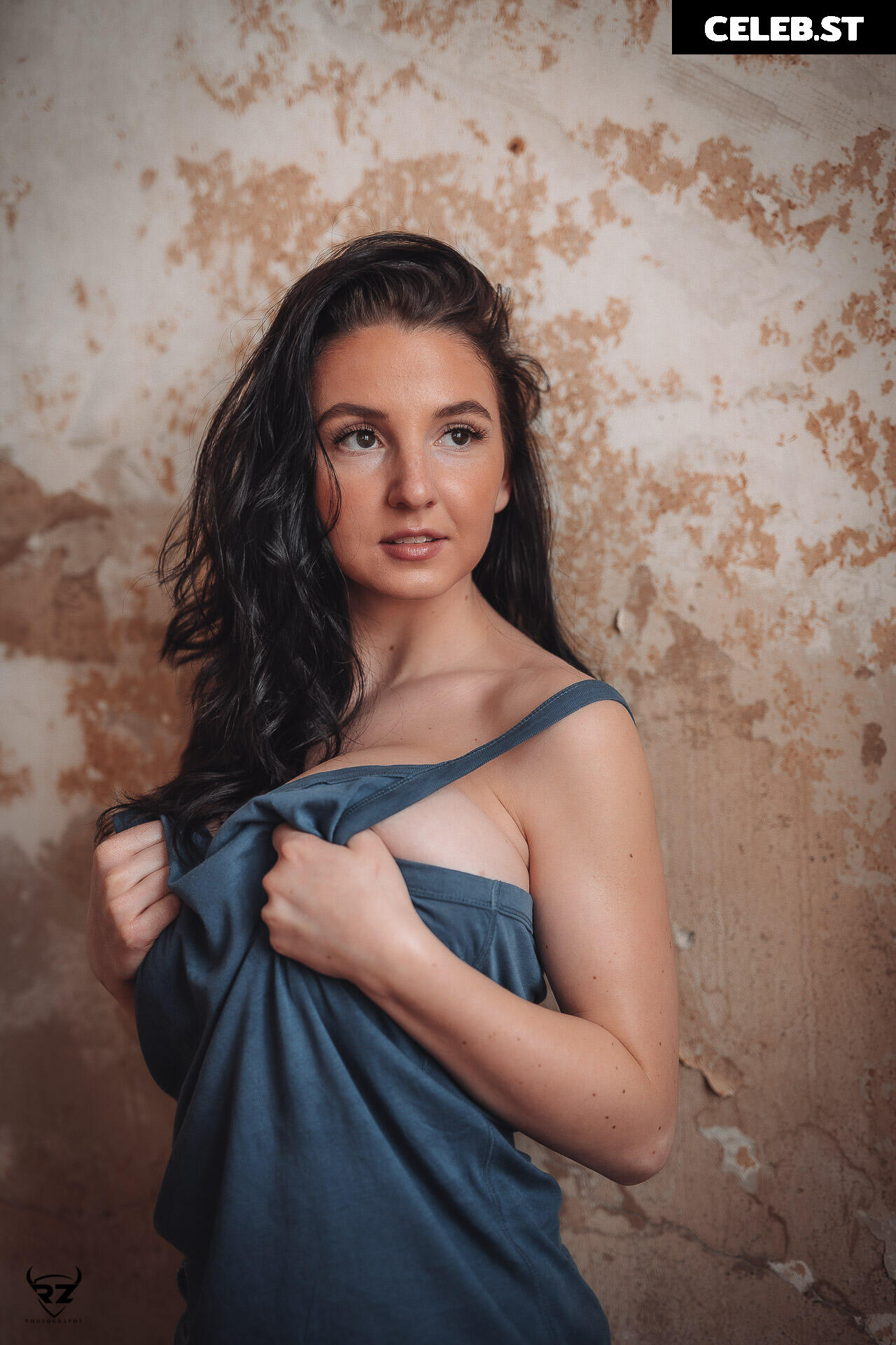 Laurine Image 12276942