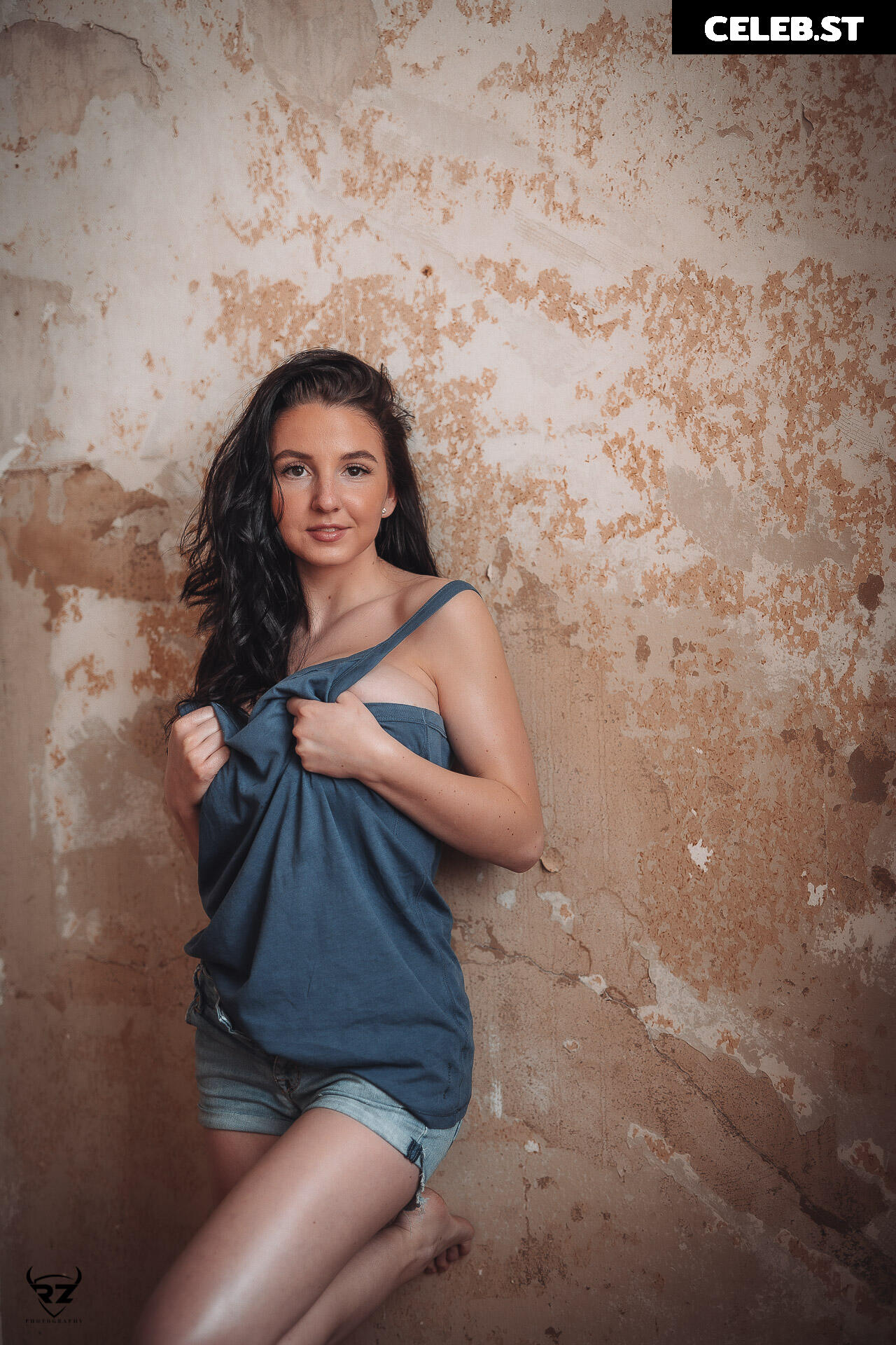 Laurine Image 12276949