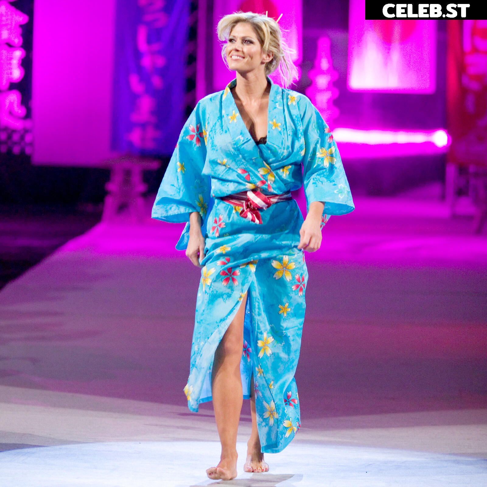 WWE Torrie Wilson Image 12271111