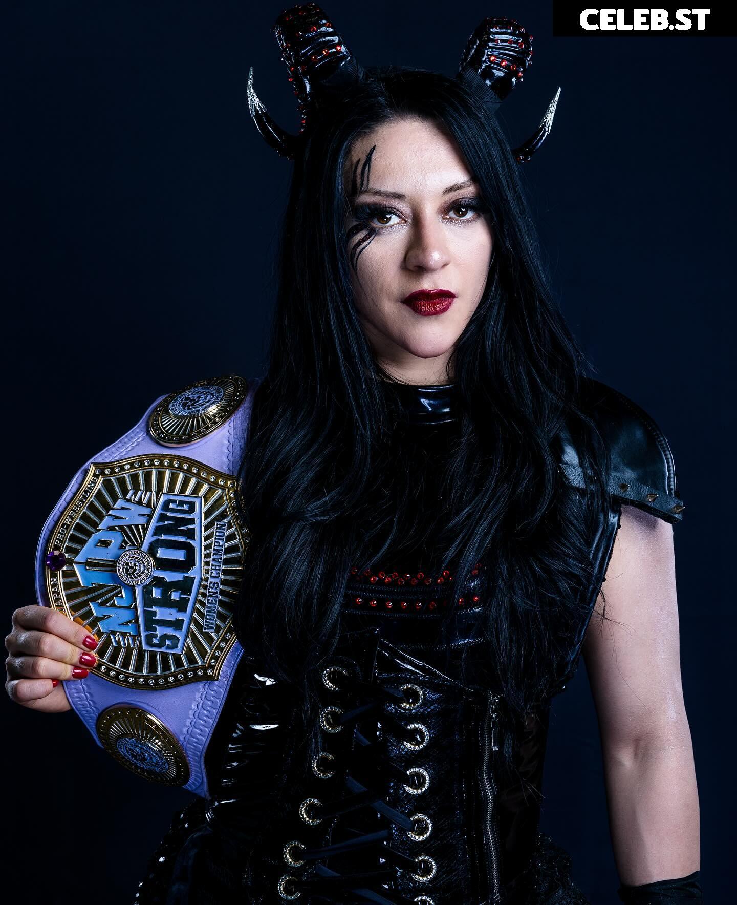 Stephanie vaquer Image 12270958