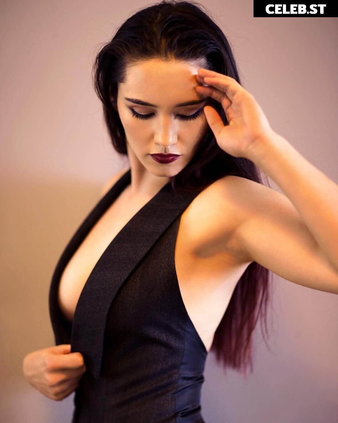 Christina Chong Image 12270542
