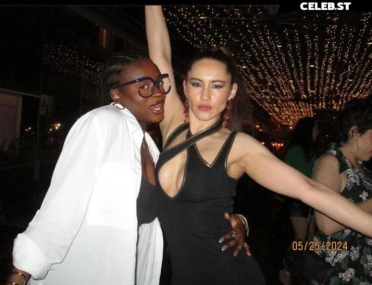 Christina Chong Image 12270547