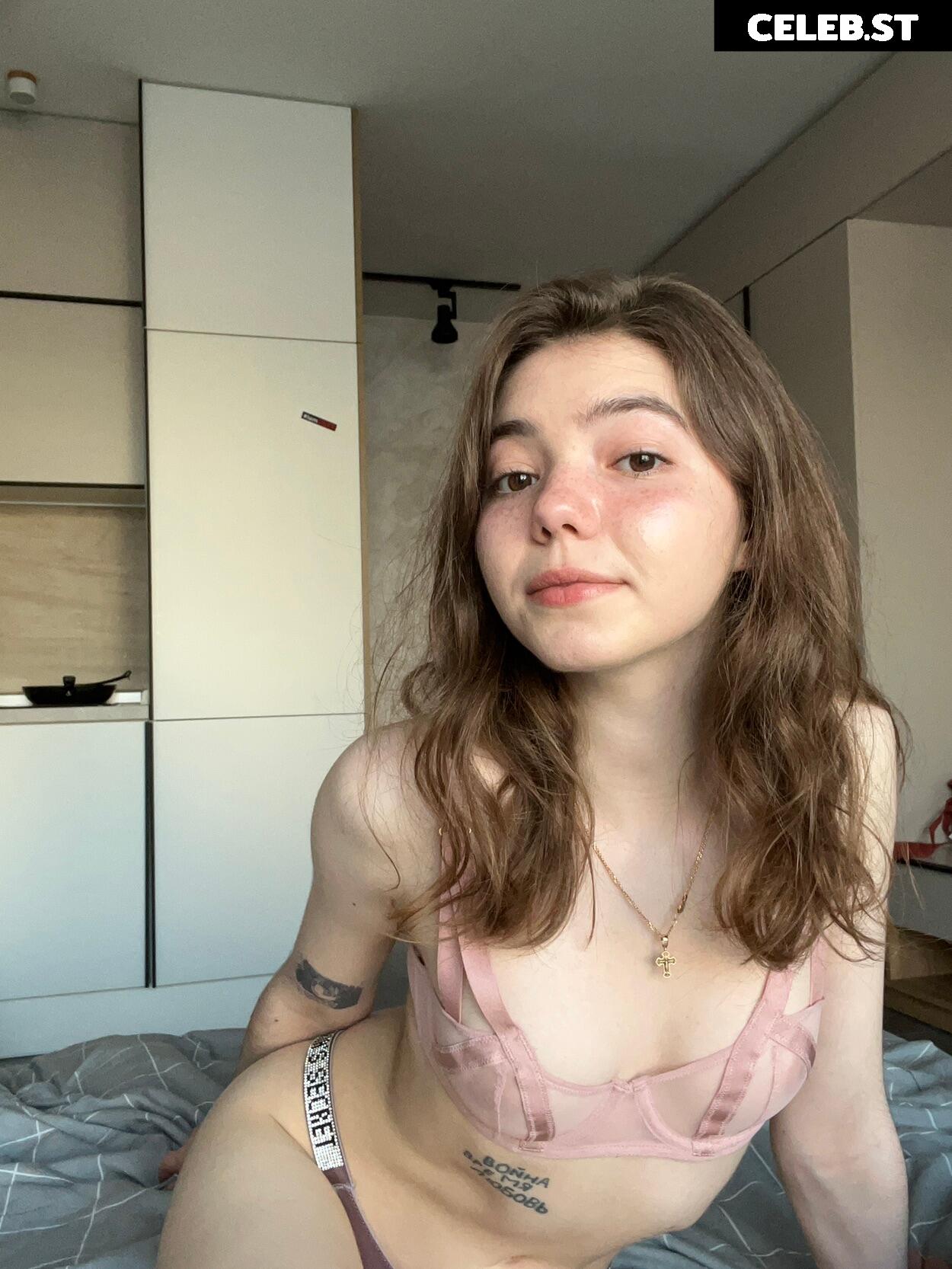 Plumpy_mage Image 12272810