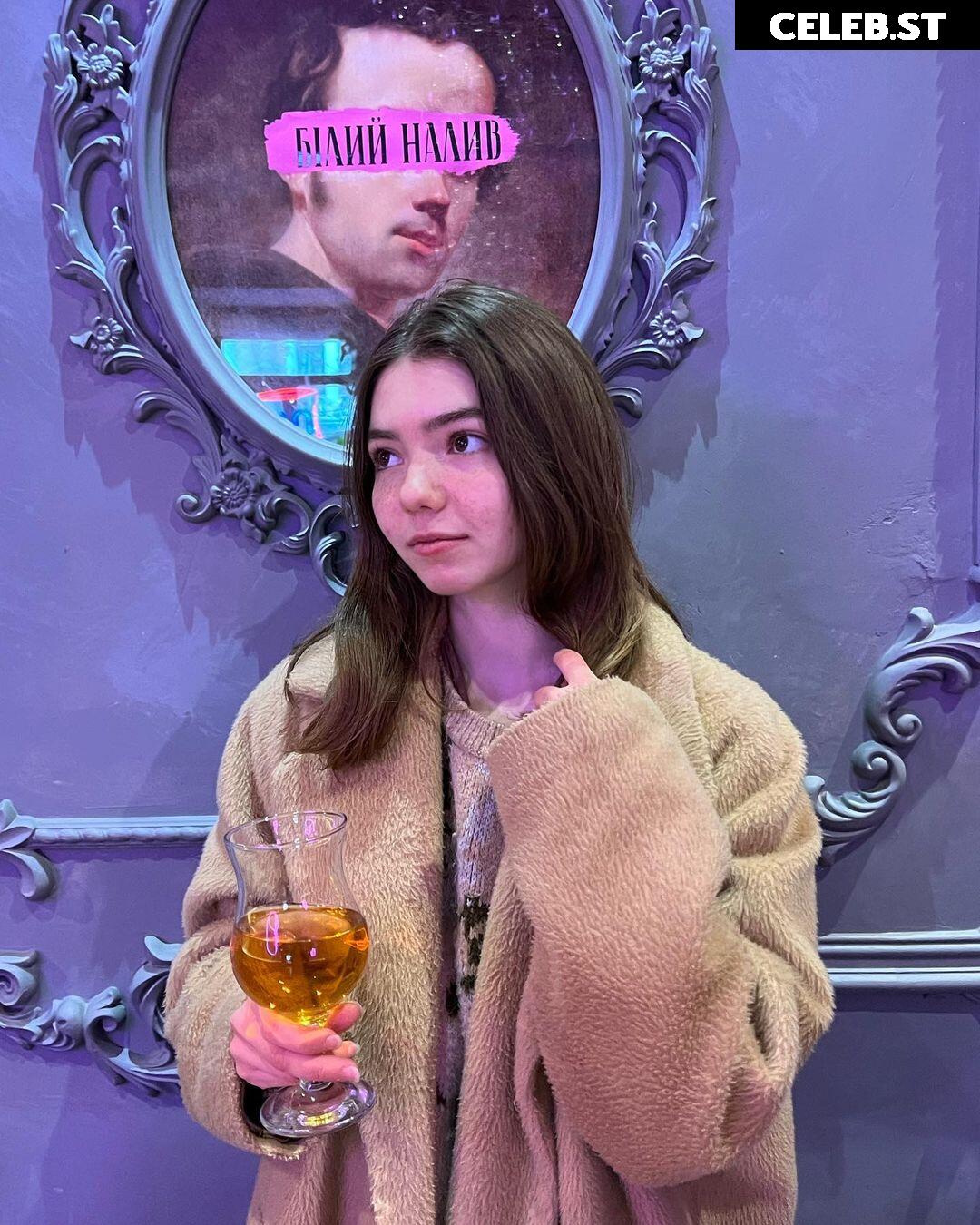 Plumpy_mage Image 12272738