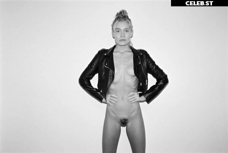 Dottir model Image 12279855