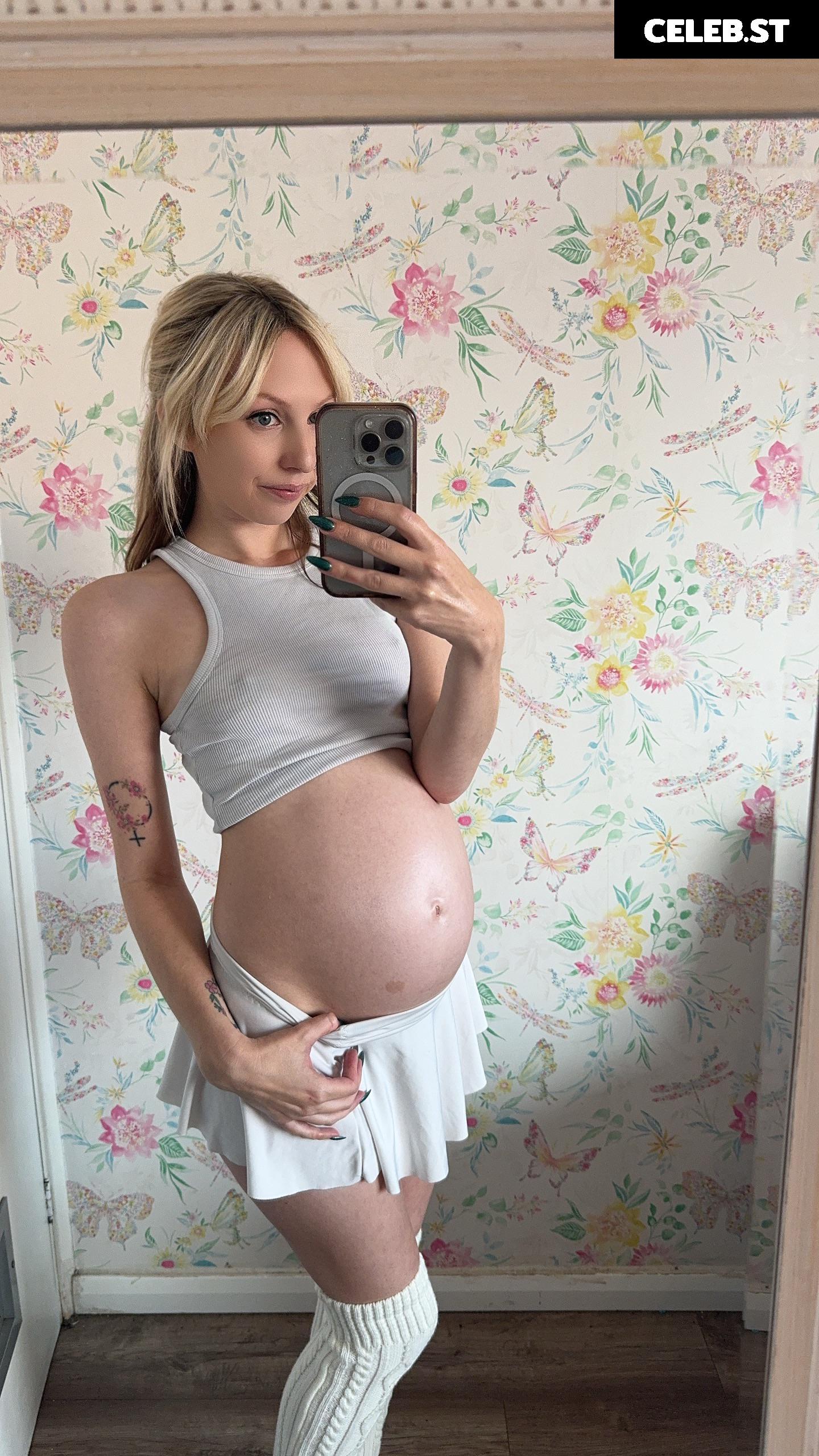 Minxymolly Image 12298574