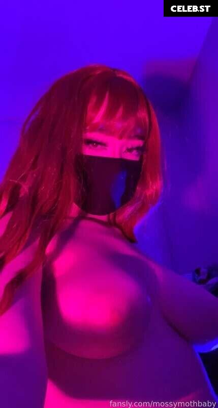 MossyMothBaby / mossymoth / Moth / bunn1eb / bunnieeb / Breannakate / Alexisthere / itsmobabyy / beascoffin Image 12295092