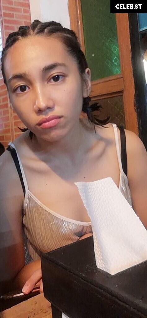 offlinemandy Image 12295350