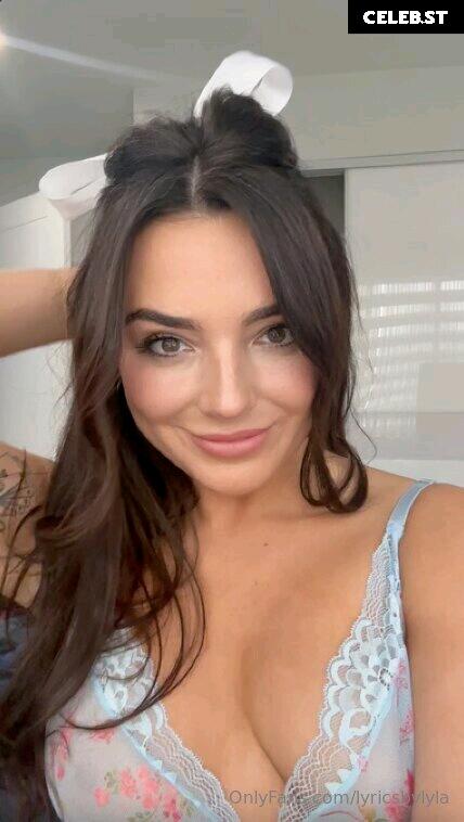 Lyricsbylyla Image 12297968