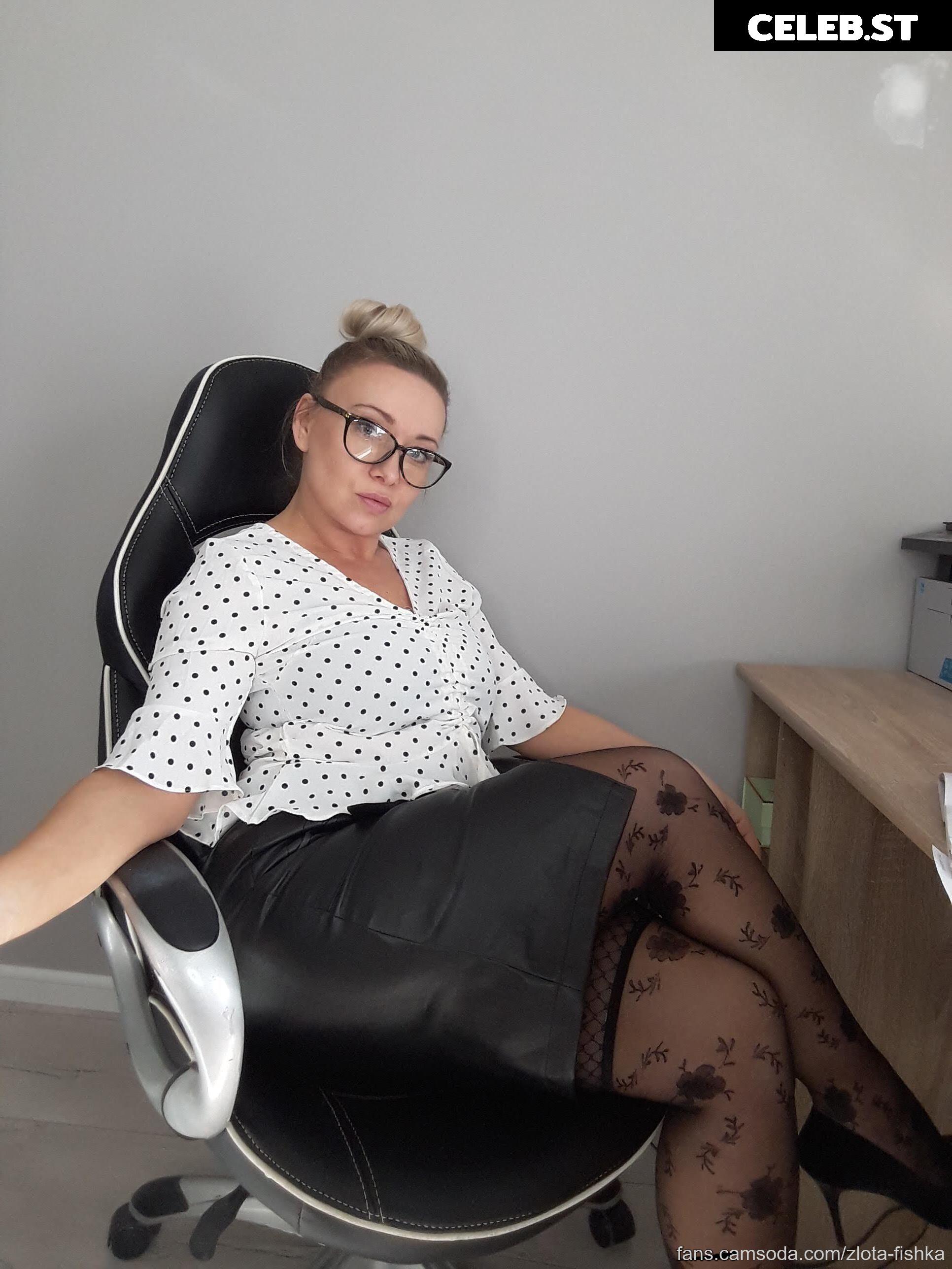 Annaka / FitCurvyAnna / style_byanna Image 12296617