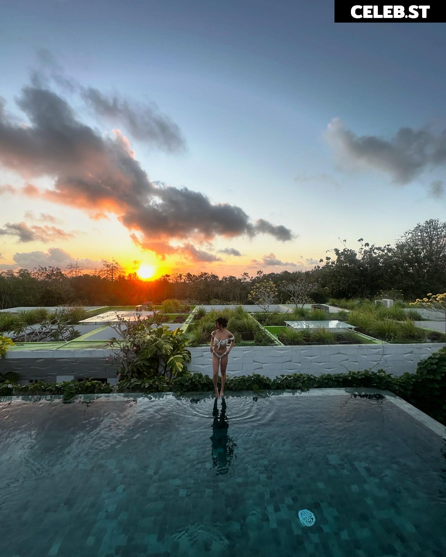 julienneby Image 12296399