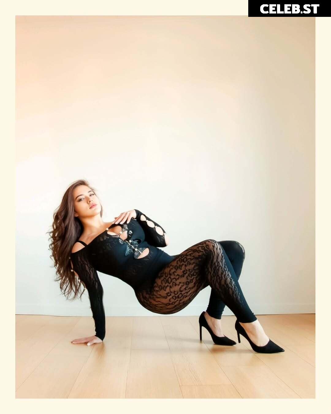 Alina Baranova alina.fennec Image 12296254