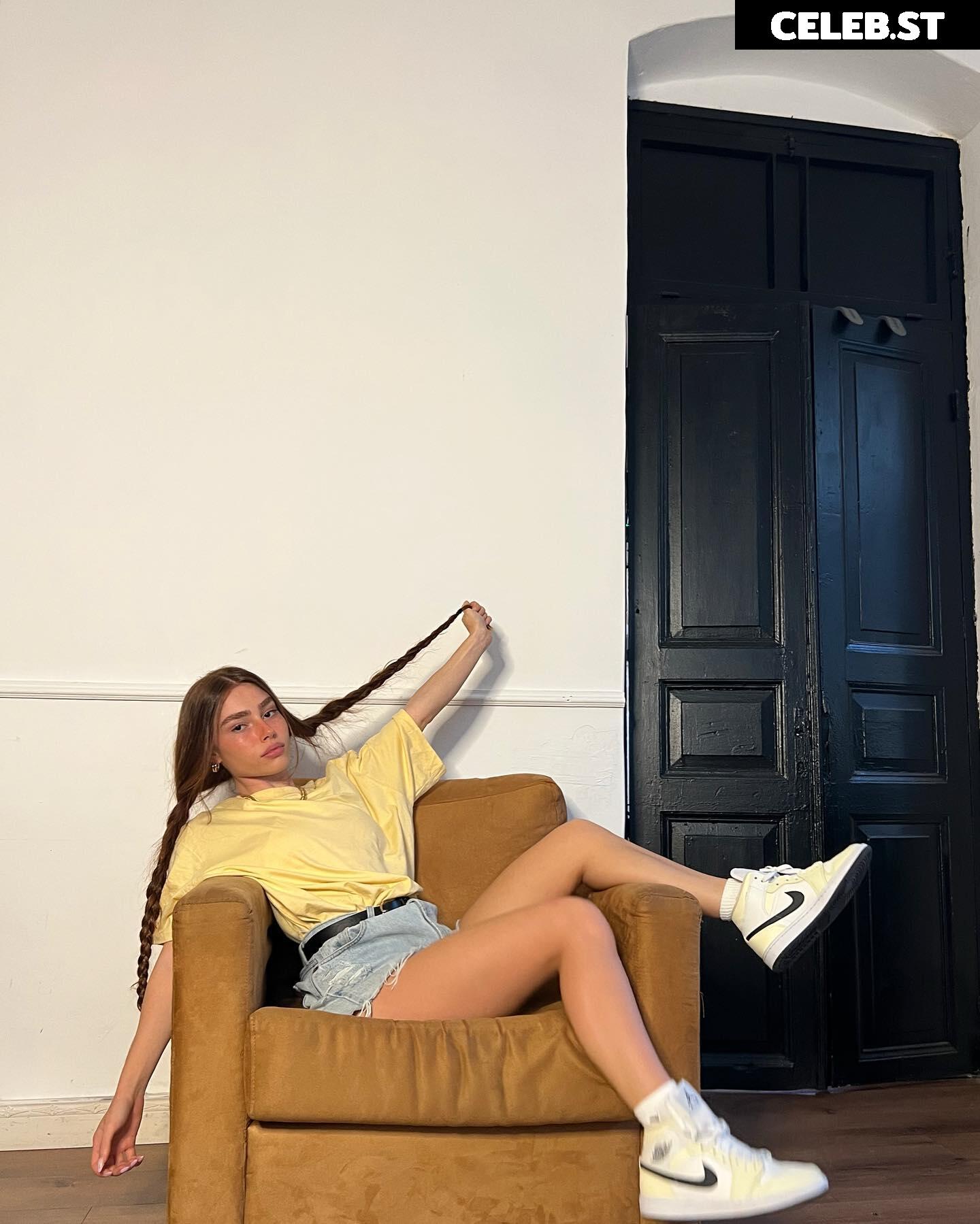 Eden Chanel @eden_chanel Image 12293713