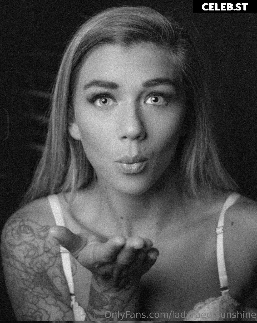 AMANDARAEUK Image 12292035