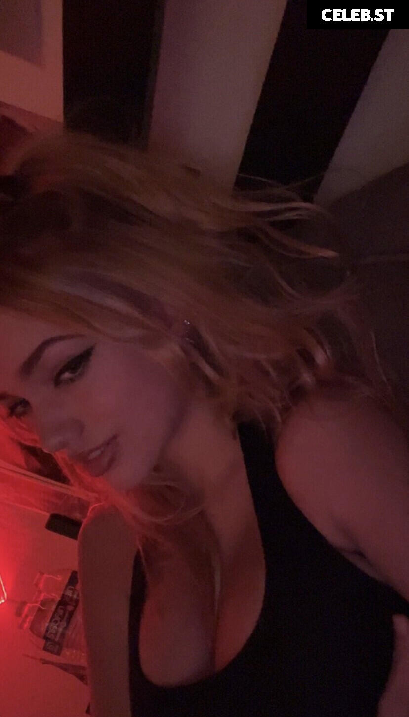 Mikahhlynn / Myekuh / Mikah Image 12285946