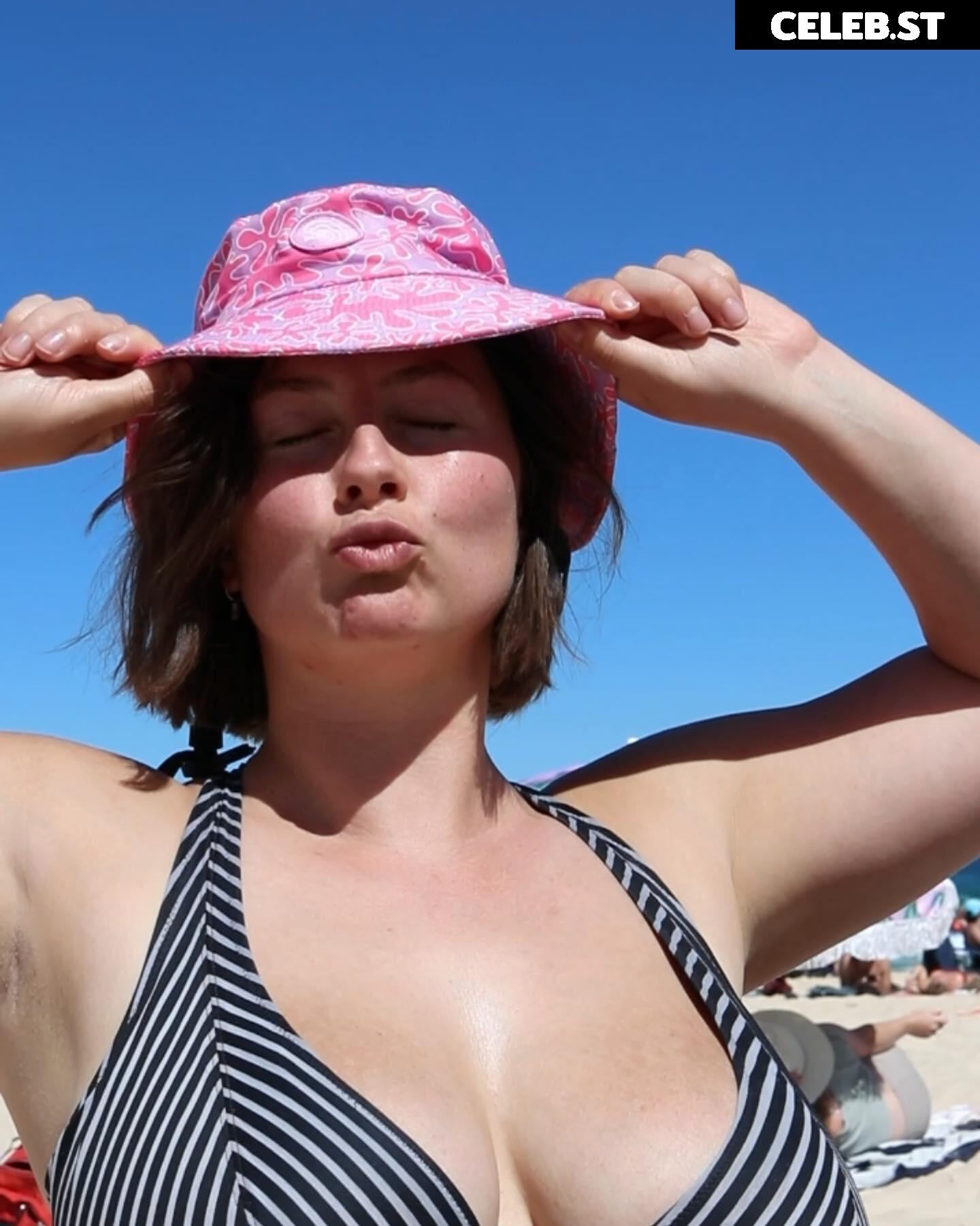 Bel Larcombe slice_of_salami_ Image 12280274