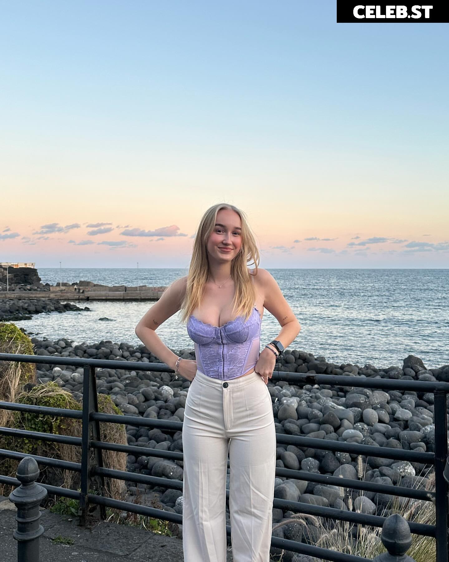 lenaahdl Image 12283221